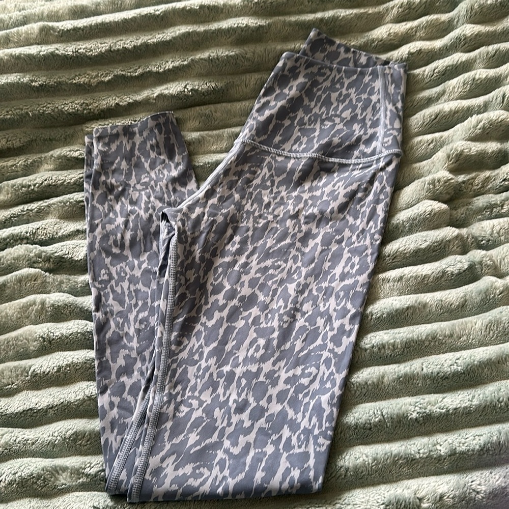 COPY - Tavi high waisted chettah print leggings